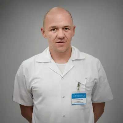 lekarz Paweł Rogóż, ortopeda, traumatolog